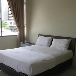 2* Hotel Dragon & Phoenix